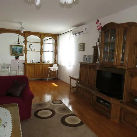 Apartment Darinka *